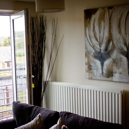 The Lindley Suite - Simple2Let Serviced Apartments ハダーズフィールド エクステリア 写真