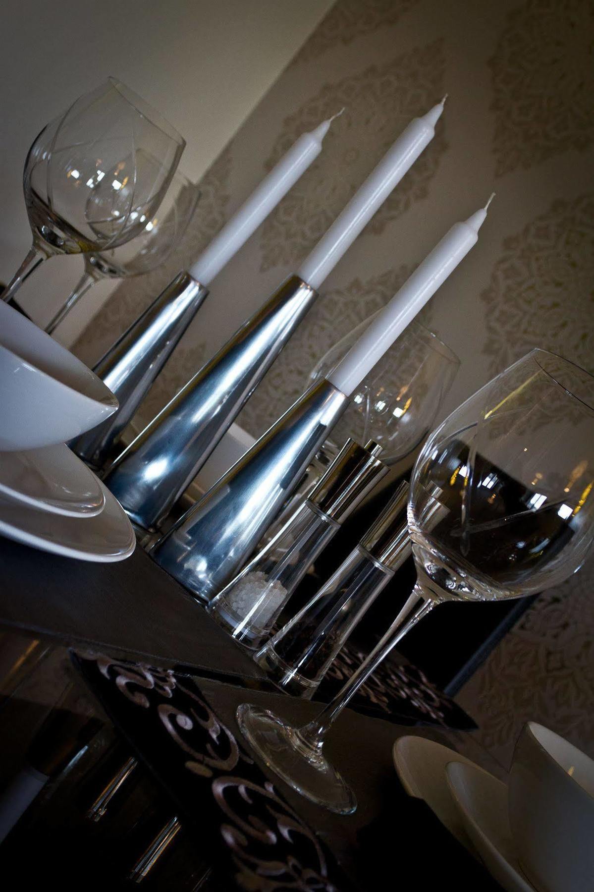 The Lindley Suite - Simple2Let Serviced Apartments ハダーズフィールド エクステリア 写真