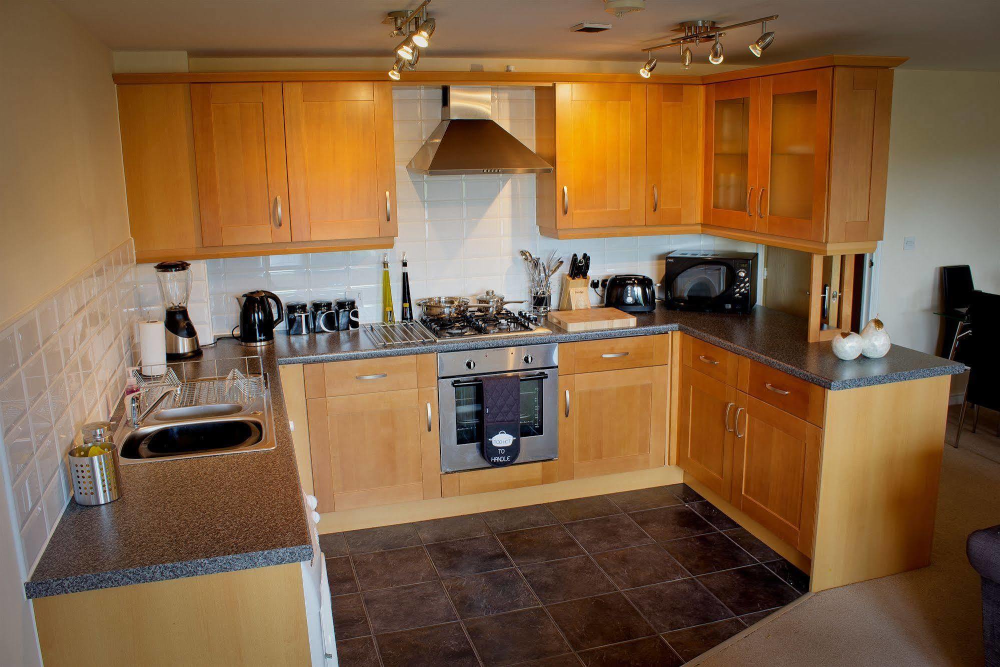 The Lindley Suite - Simple2Let Serviced Apartments ハダーズフィールド エクステリア 写真