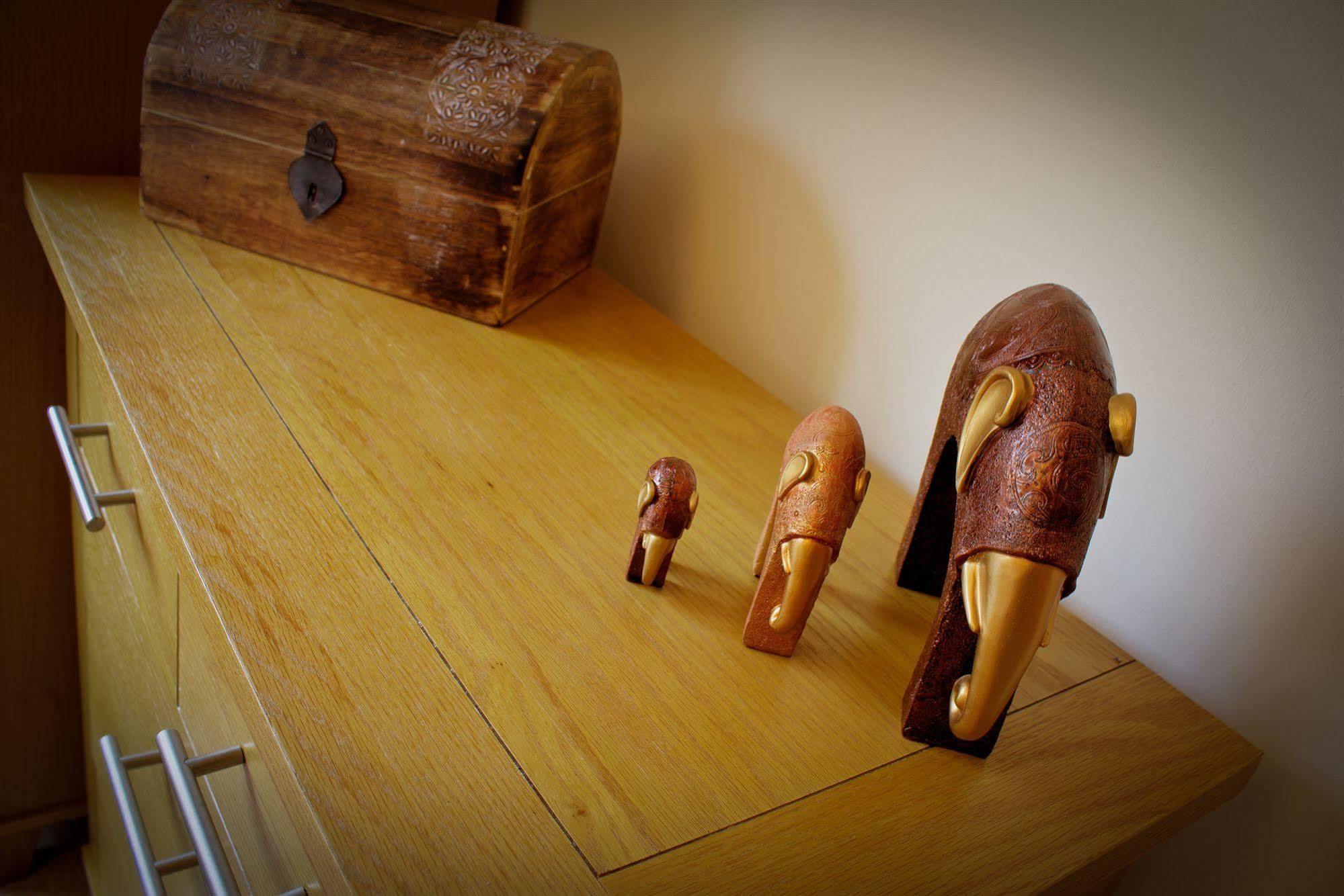 The Lindley Suite - Simple2Let Serviced Apartments ハダーズフィールド エクステリア 写真