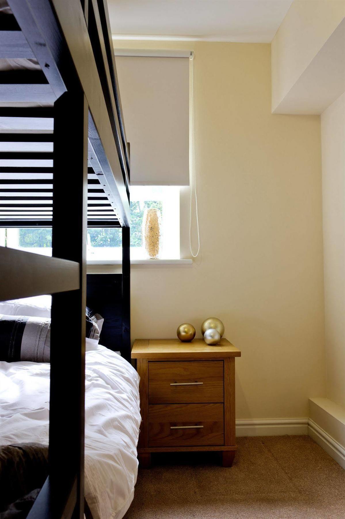 The Lindley Suite - Simple2Let Serviced Apartments ハダーズフィールド エクステリア 写真